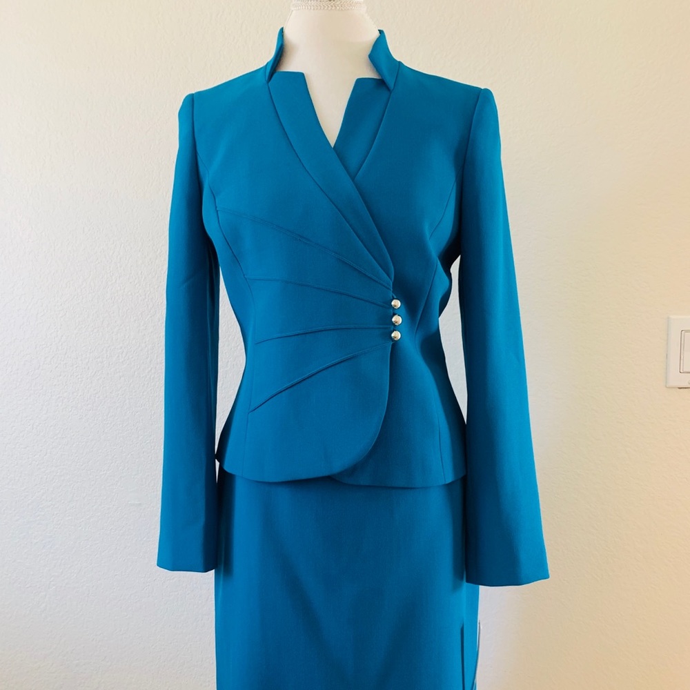 NEW Tahari Blue Skirt Suit